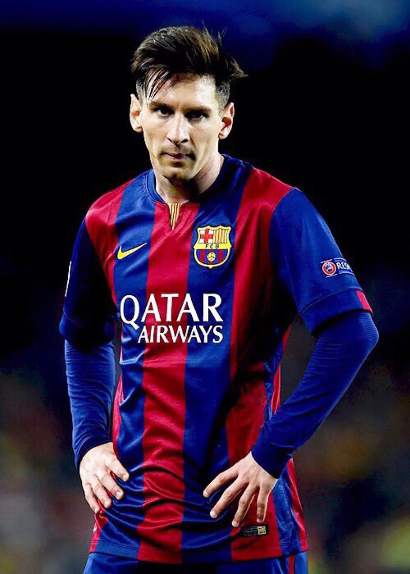 记者：佩德里已经参加球队合练，预计本周六能复出（记者：佩德里已随队合练，有望周六复出）