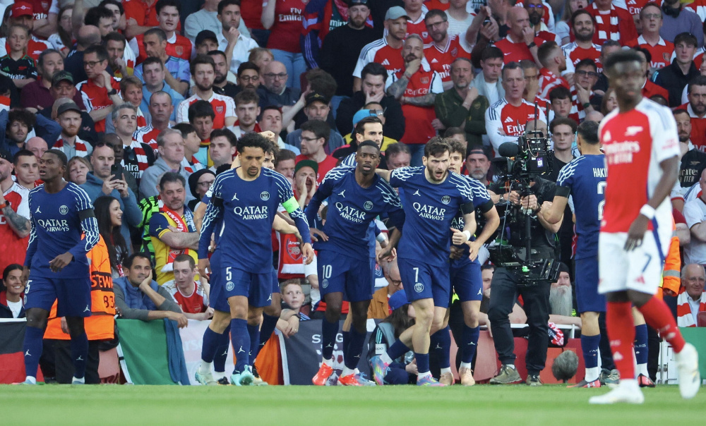 非洲杯战报：塔普索巴绝杀，布基纳法索2-1十人赤道几内亚（非洲杯：塔普索巴补时绝杀，布基纳法索2-1力克十人赤道几内亚）