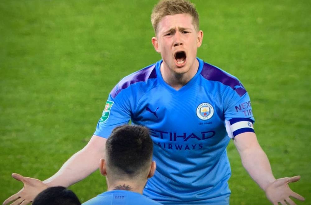 热那亚2-1逆转维罗纳，托斯比建功，洛伦佐-科隆博破门（热那亚2-1逆转击败维罗纳：托斯比制胜，洛伦佐-科隆博进球）