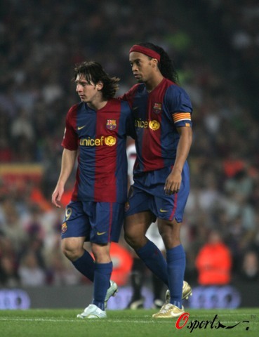 普利希奇：我从小就梦想去欧洲踢球；鲁尼和菲戈都是我的偶像（普利希奇：自幼向往欧洲赛场，鲁尼与菲戈是我的偶像）