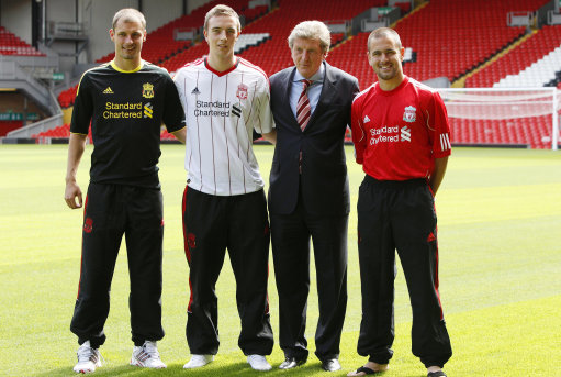 骑士全队首节手感不佳，投篮仅25投8中&已落后老鹰10分（骑士首节手感冰冷：25投仅中8球，已落后老鹰10分）