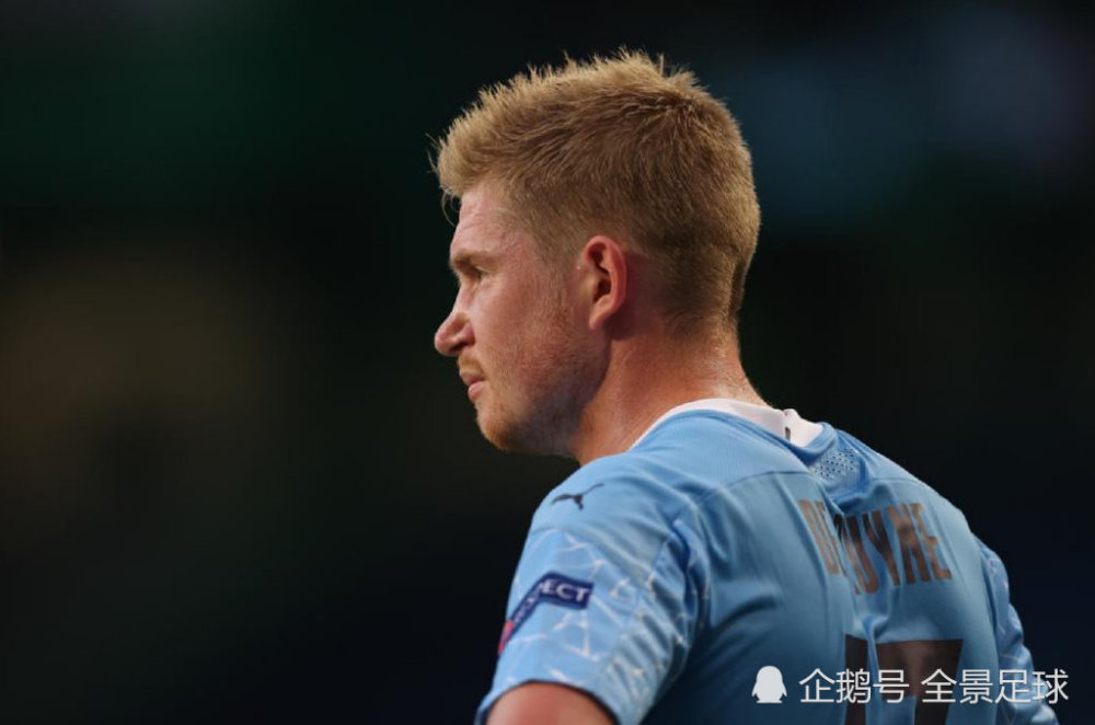 博主：利物浦考虑让杰拉德任临时主帅，同时也看好纳格尔斯曼（消息称利物浦考虑由杰拉德担任看守主帅，同时青睐纳格尔斯曼）