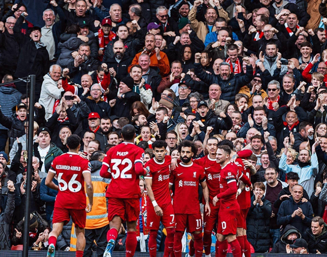 皇马战力全面评测：姆巴佩闪耀圣母大教堂，库尔图瓦再展门神风采（皇马实力全方位解析：姆巴佩点亮圣母大教堂，库尔图瓦再现门神本色）