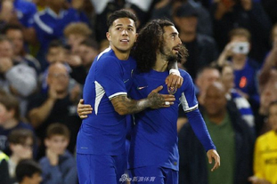 大巴黎在劳资仲裁阶段反诉姆巴佩：索赔金高达4.4亿欧元（巴黎圣日耳曼在劳动仲裁中反诉姆巴佩，索赔达4.4亿欧元）