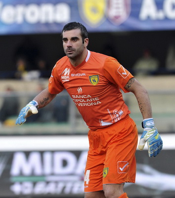 邓加：巴西94年就有欧洲风格；巴西足球DNA是克服生活的逆境（邓加：1994年的巴西已显欧洲化风格，巴西足球的DNA是战胜生活逆境）