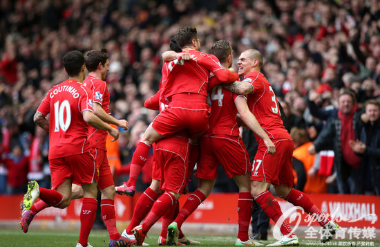 库库：帕尔默怎么伤的？可能打FIFA输了；对巴萨希望拿下3分（库库调侃帕尔默受伤原因：或因FIFA失利；对阵巴萨力争全取三分）