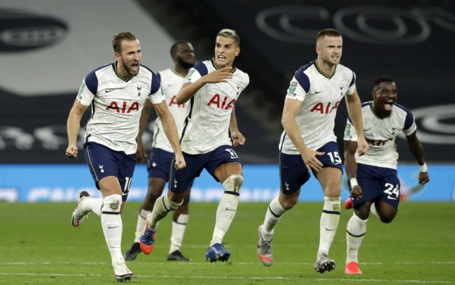 伊涅斯塔：佩德里不必成为我，希望他未来达到更高水平（伊涅斯塔：佩德里无需做我的翻版，期待他未来更上一层楼）