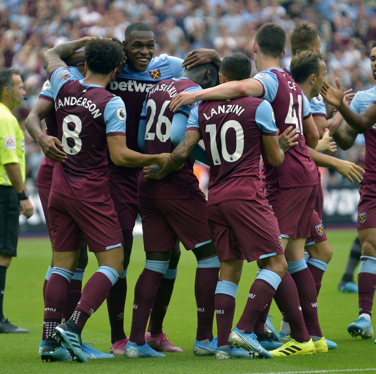 阿莱格里：前35分钟罗马配得上领先，我们根本踢不出流畅配合（阿莱格里：开场35分钟罗马理应领先，我们完全打不出流畅配合）